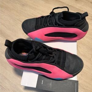 Adidas Harden Vol. 8 “red blend” men’s size 11.